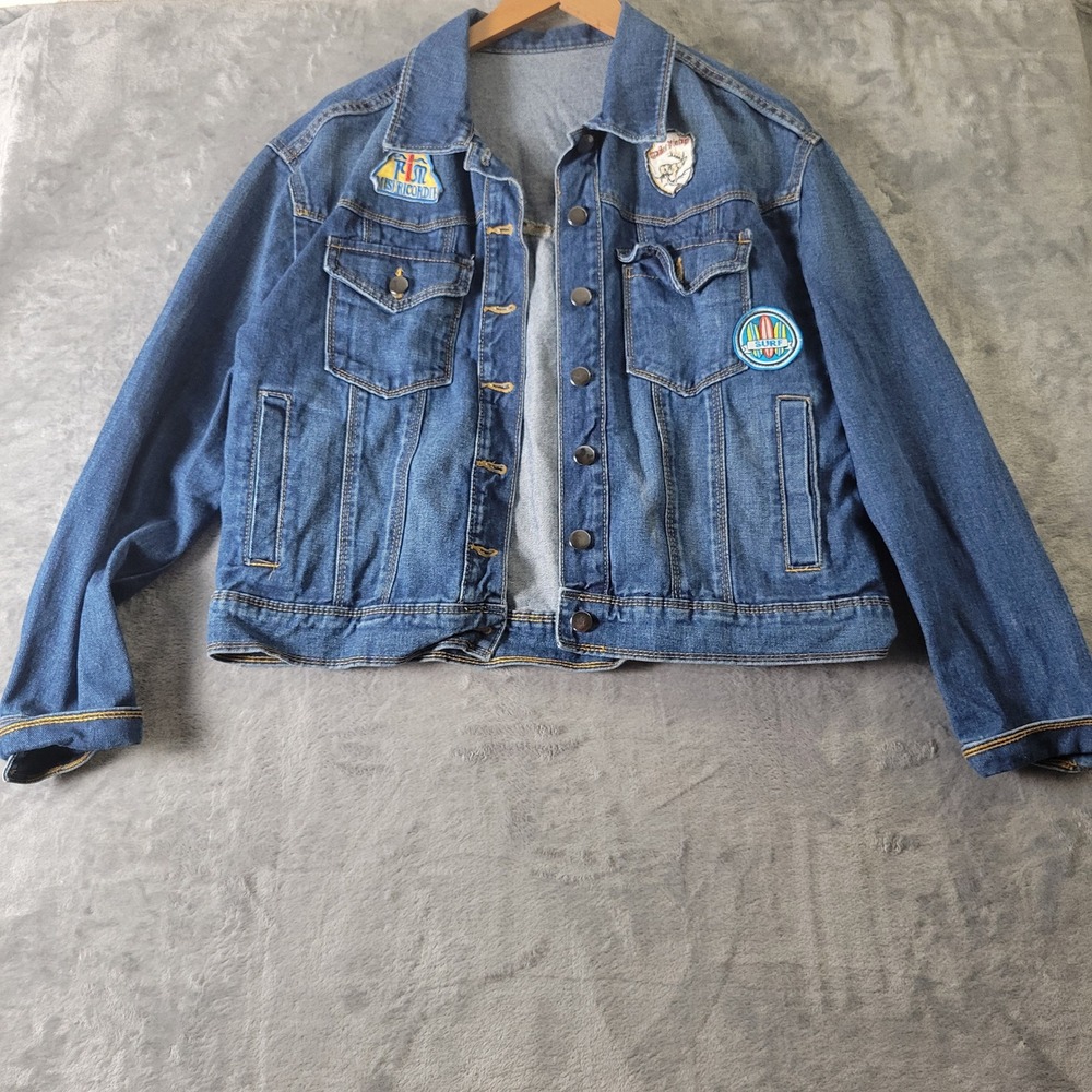 Vintage Patchwork Denim Trucker Jacket Medium Wash Blue Surf Retro